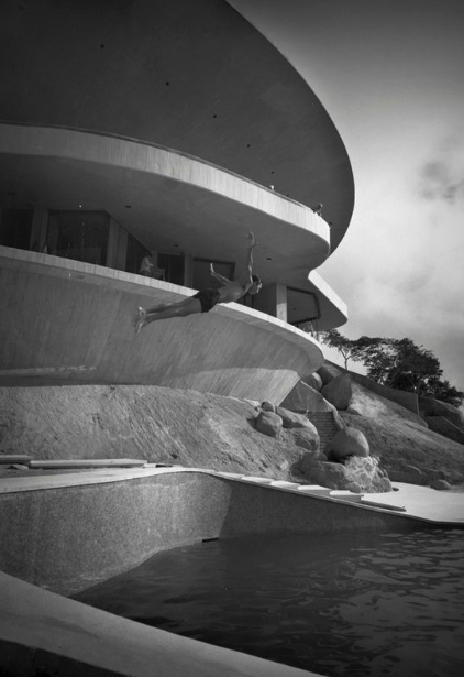 Archillect ID 372540