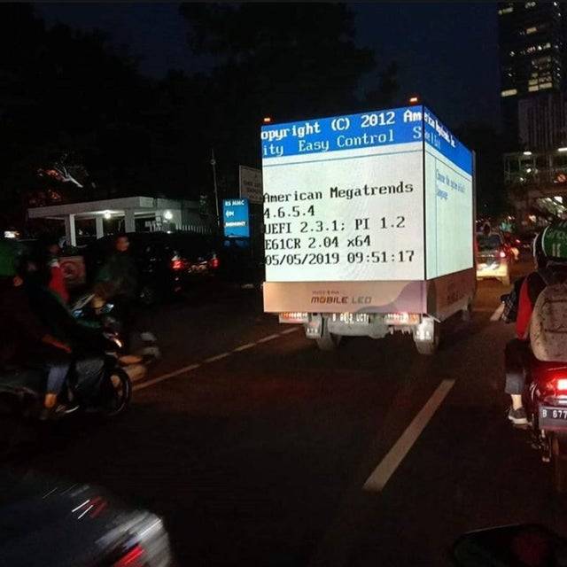 Archillect ID 372566