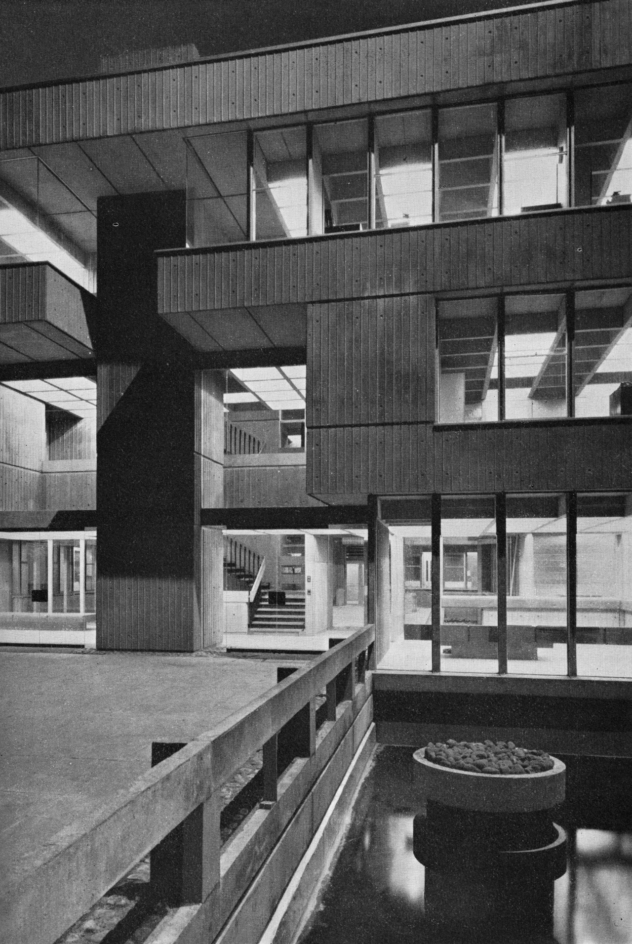 Archillect ID 372633