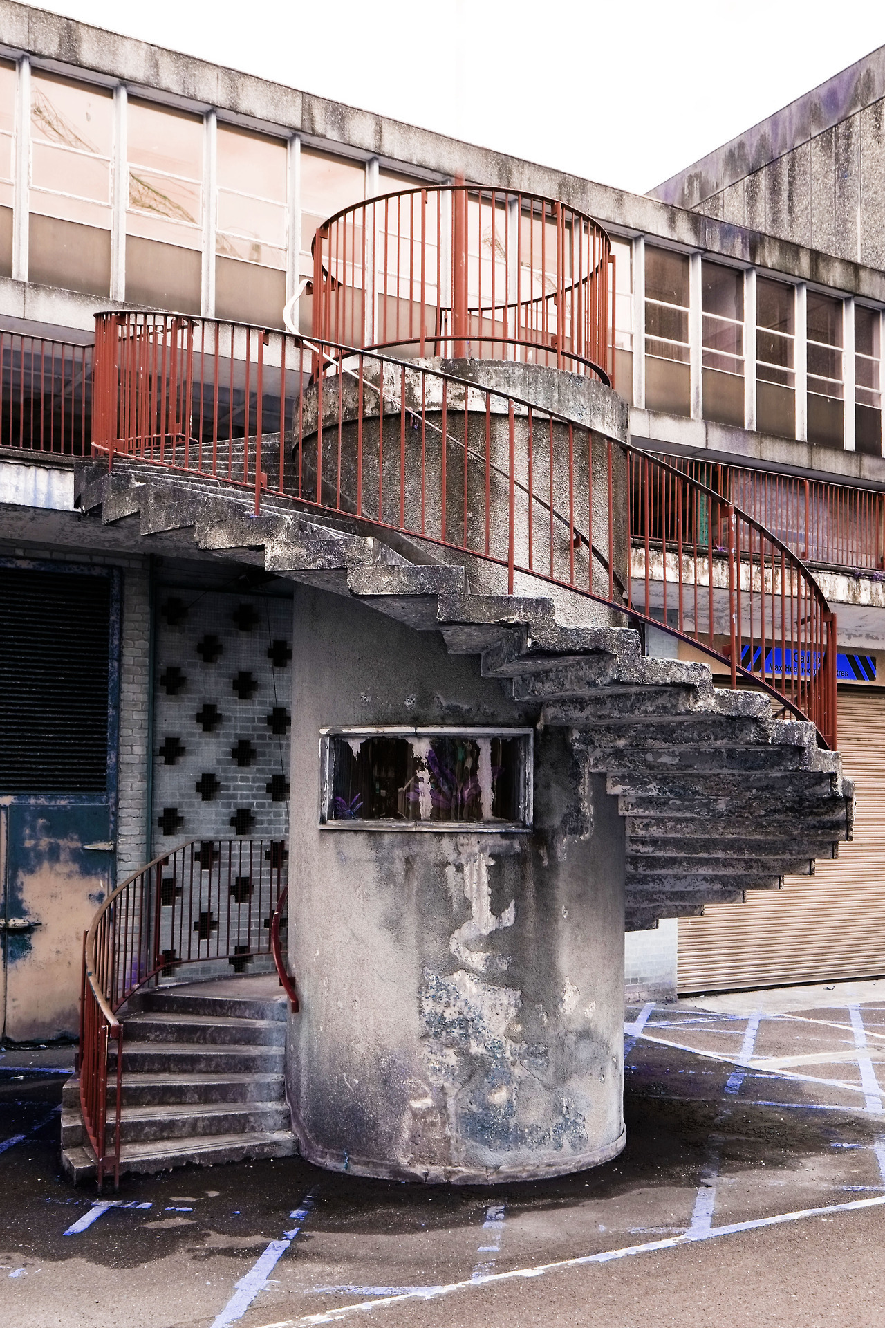 Archillect ID 372697