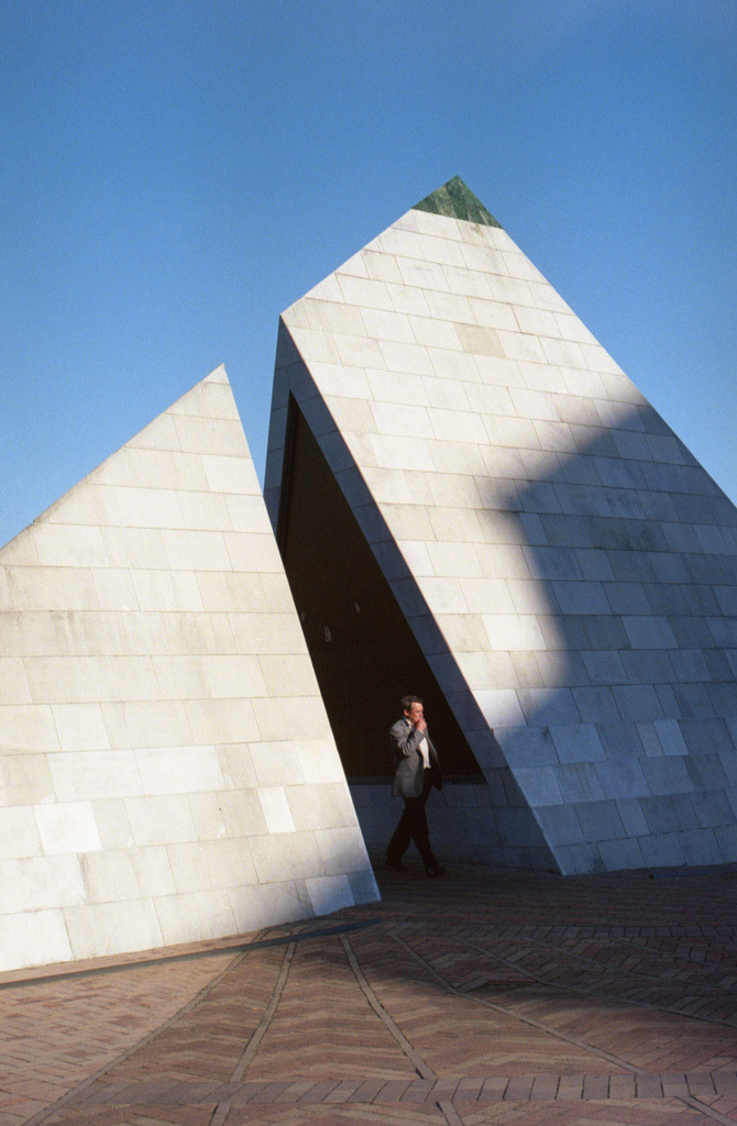 Archillect ID 372713