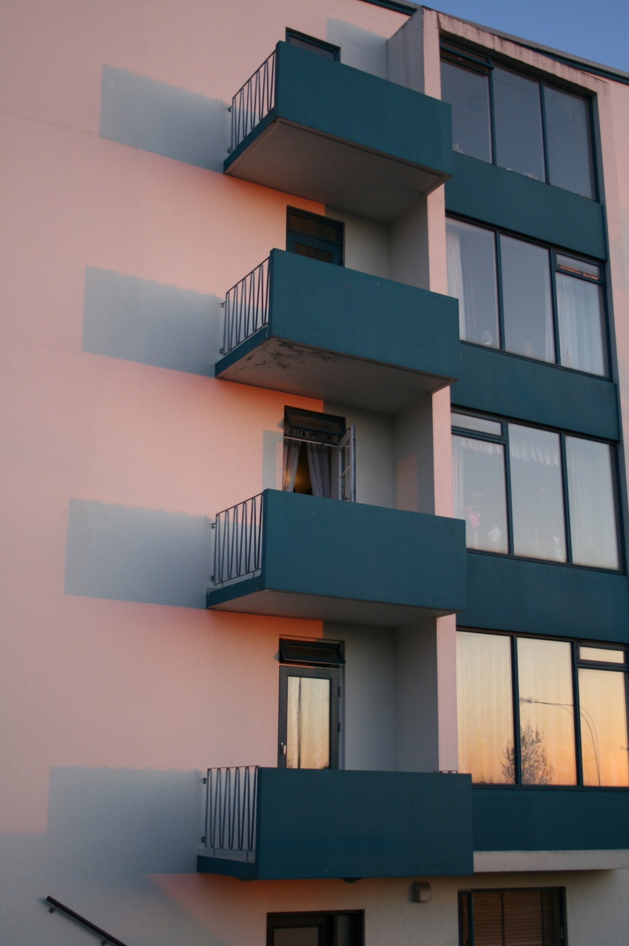 Archillect ID 372717