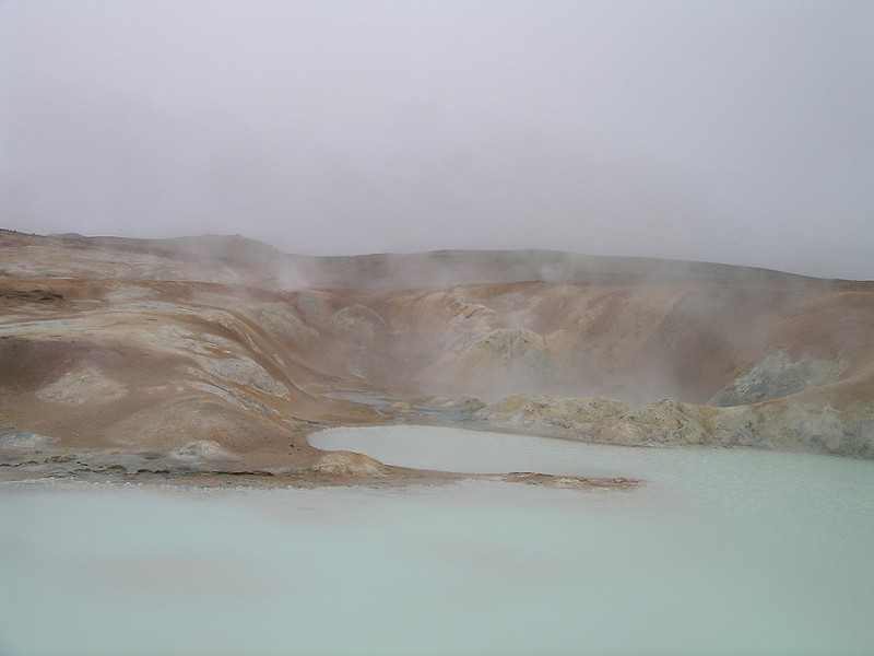 Archillect ID 372780