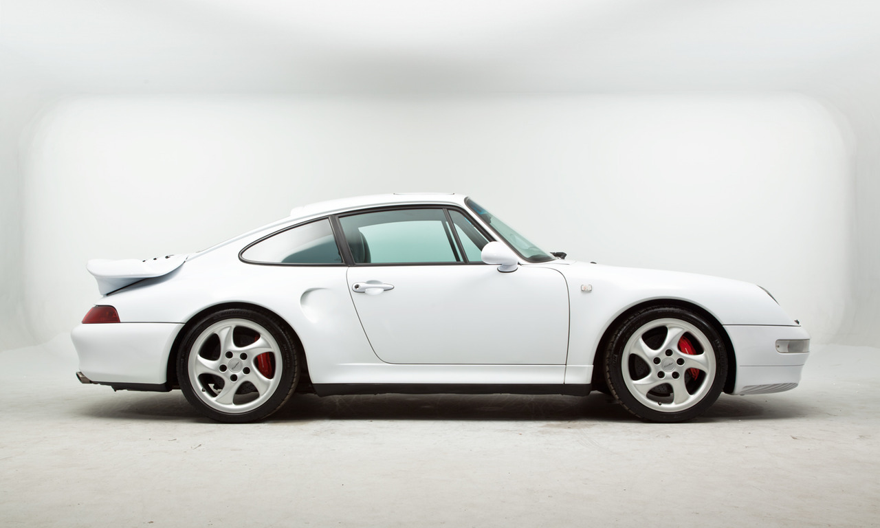 Archillect ID 372851