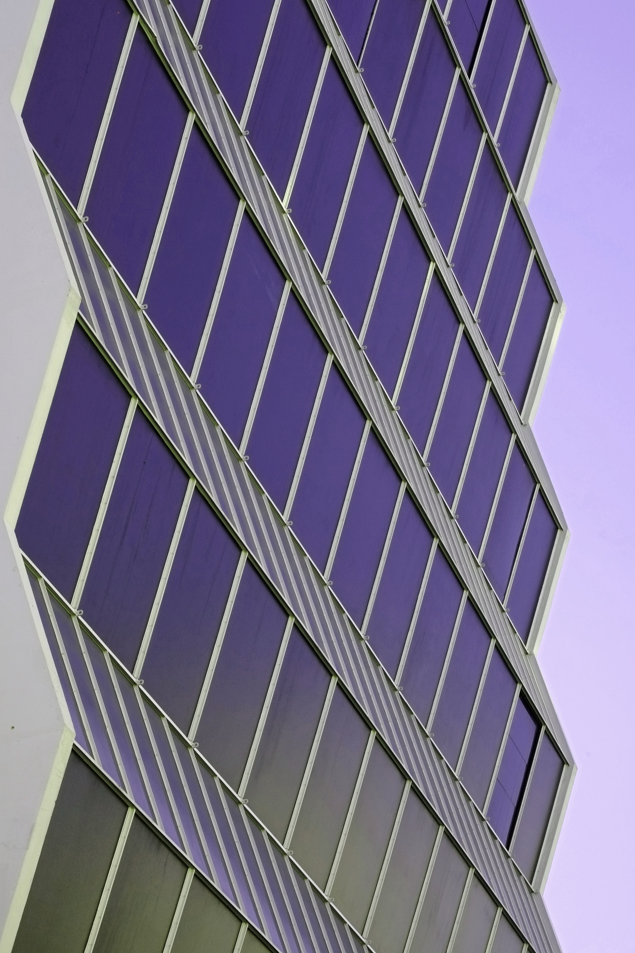 Archillect ID 372919