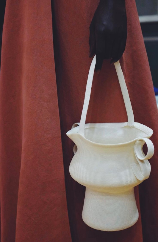 Archillect ID 372945