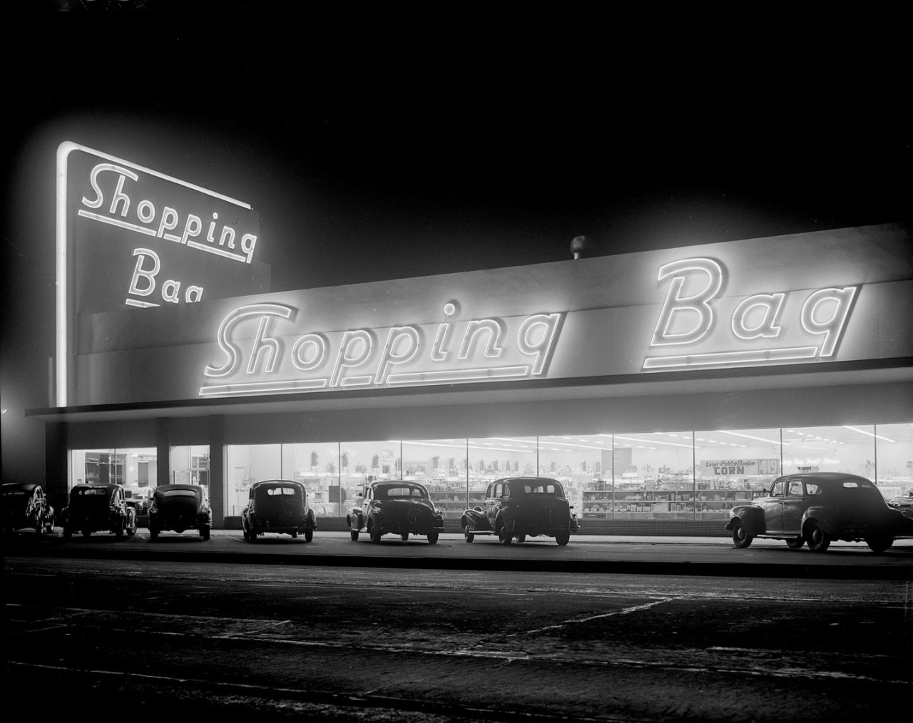 Archillect ID 372971