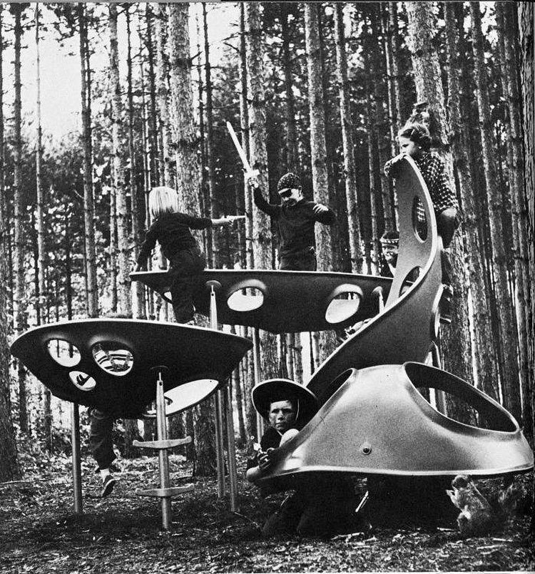 Archillect ID 373026