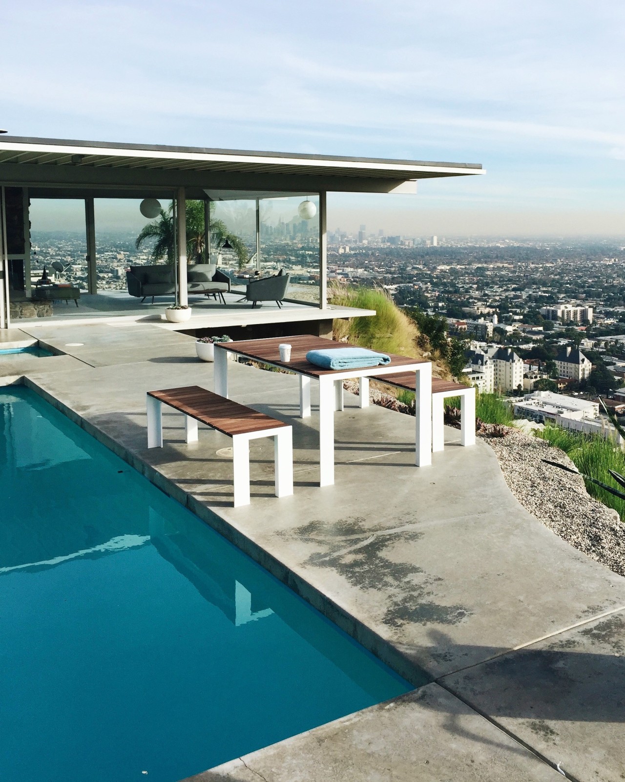 Archillect ID 373065