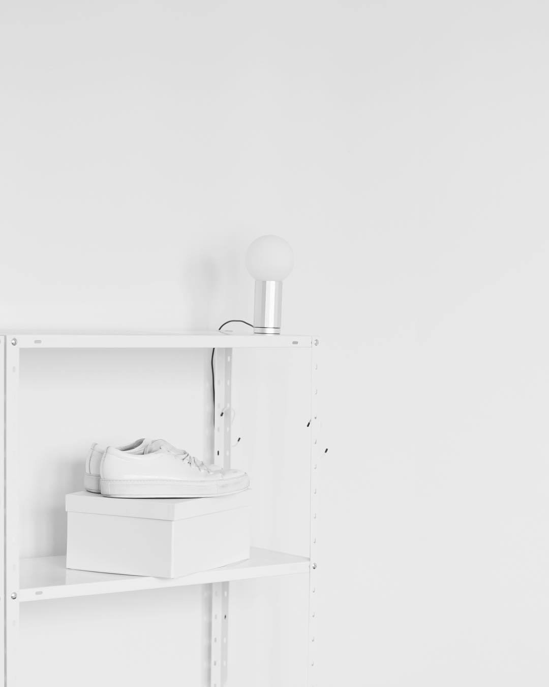 Archillect ID 373129