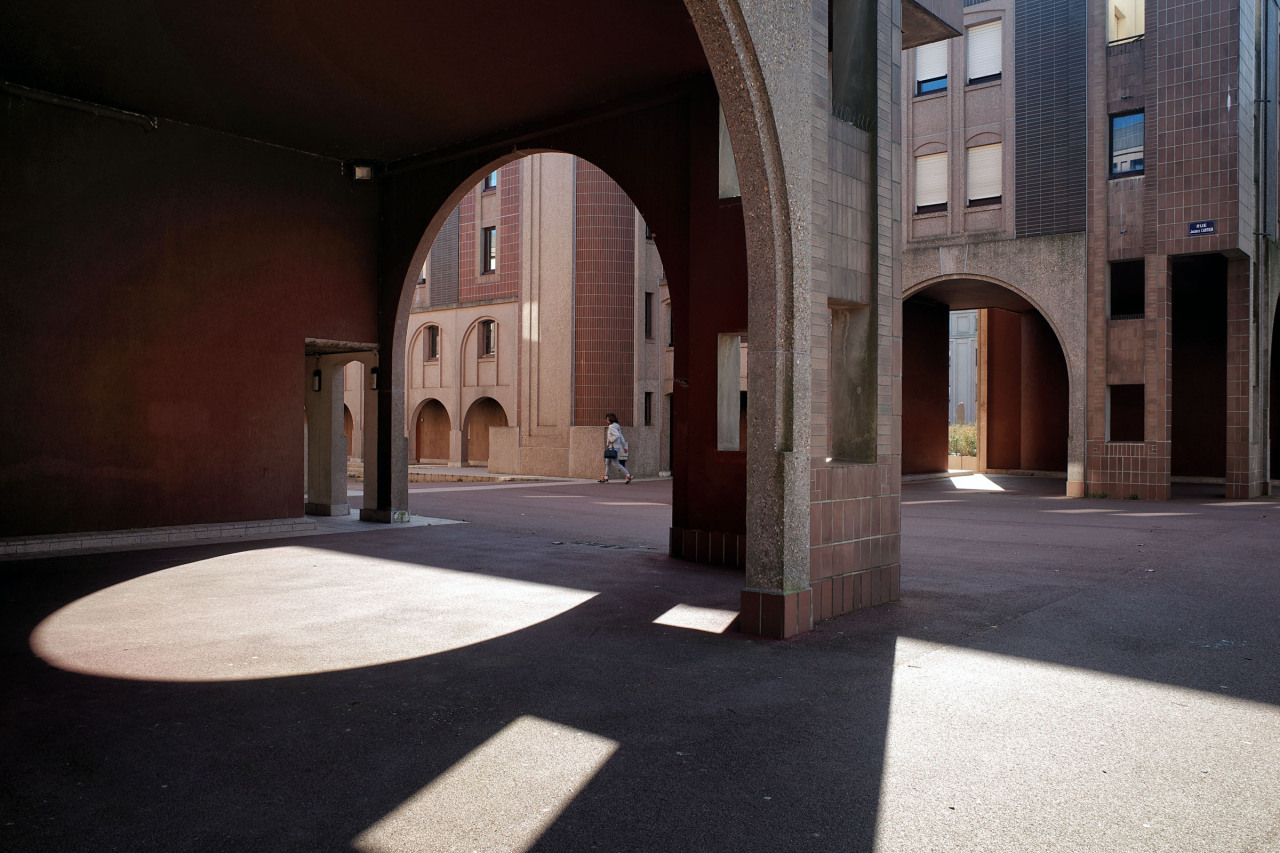 Archillect ID 373312