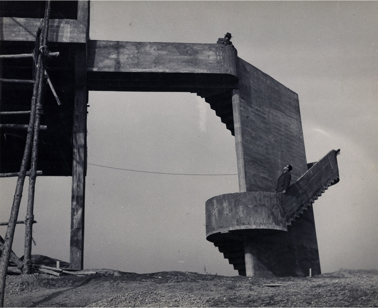 Archillect ID 373317