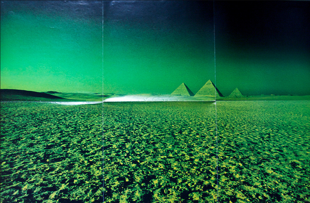 Archillect ID 373377