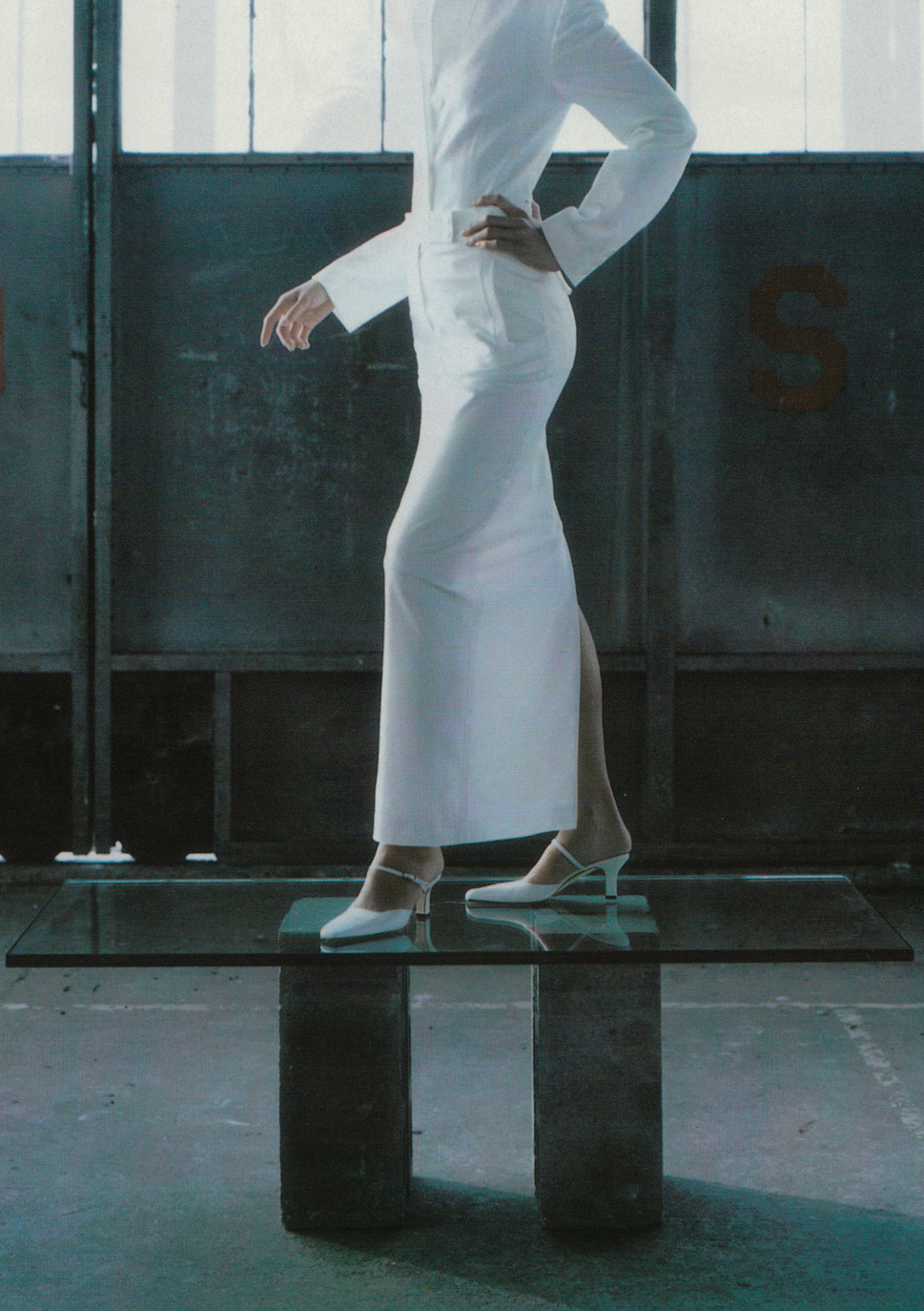 Archillect ID 373384