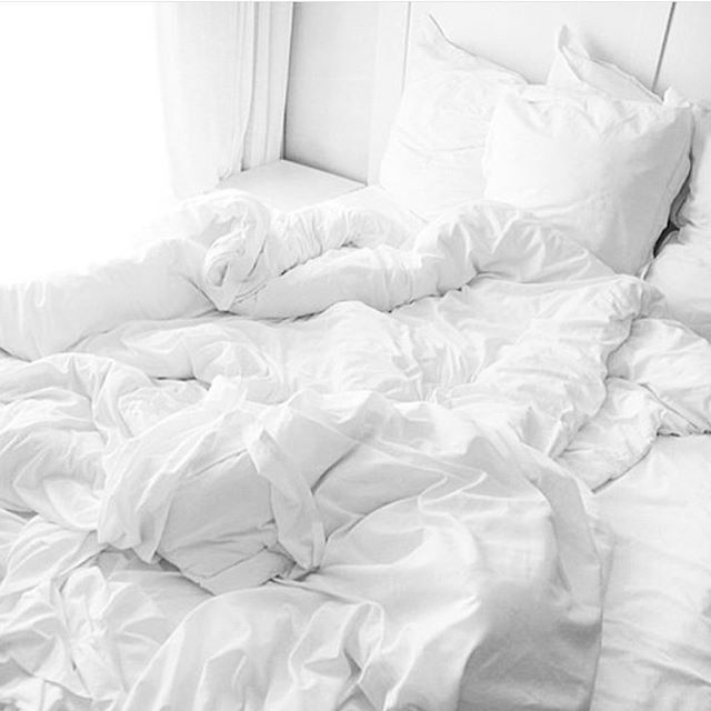 Archillect ID 373406