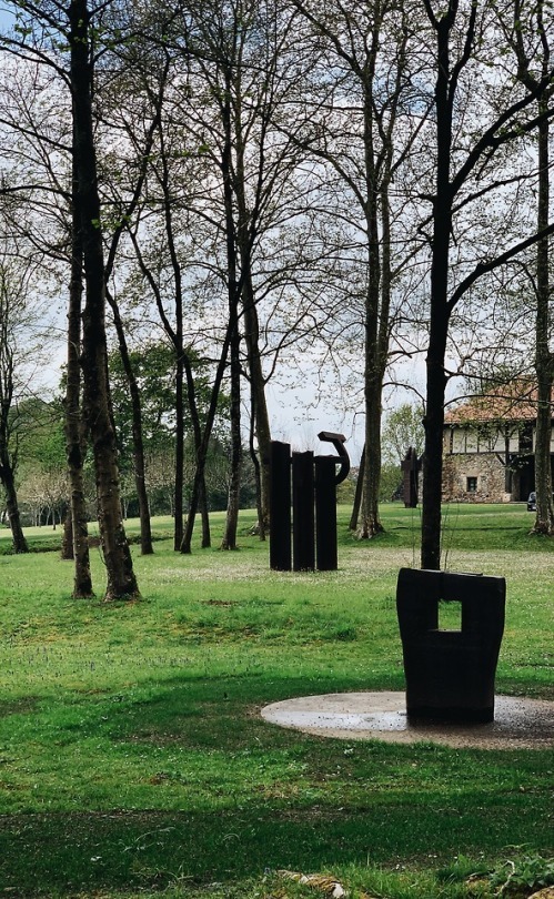 Archillect ID 373411