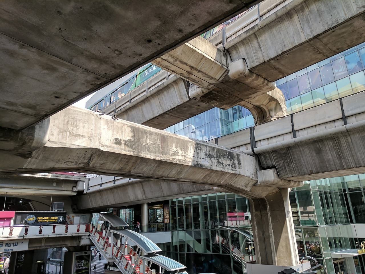 Archillect ID 373421