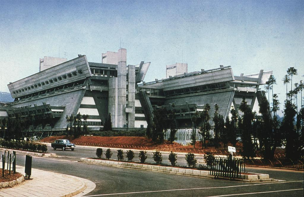 Archillect ID 373474