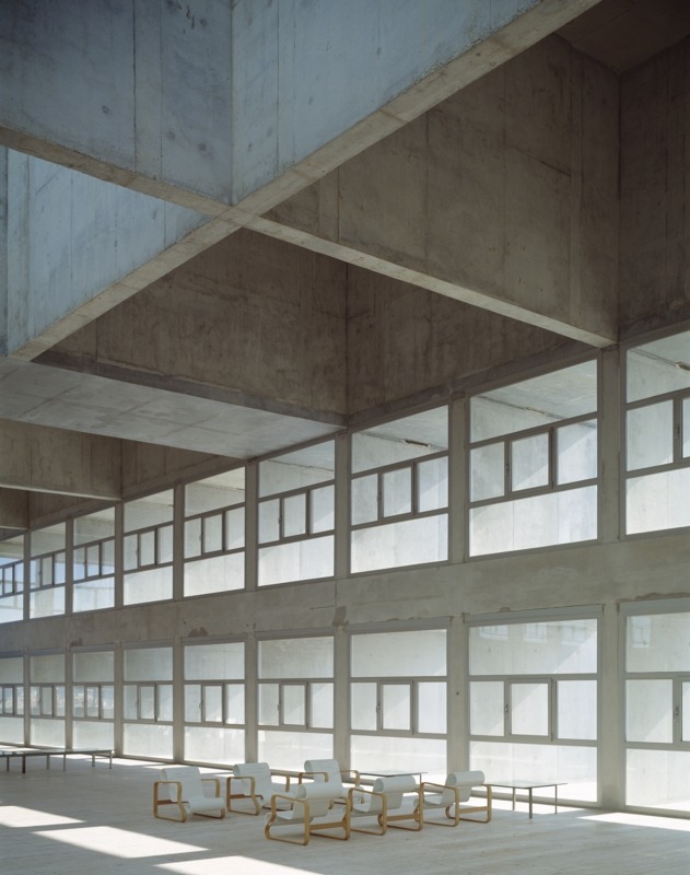 Archillect ID 373523