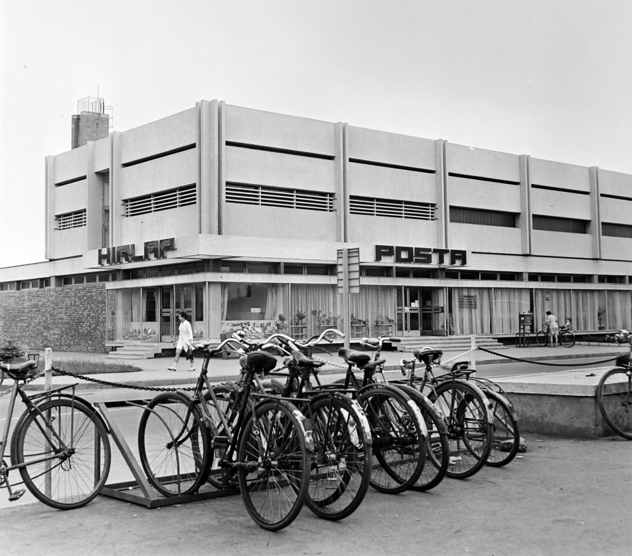 Archillect ID 373606