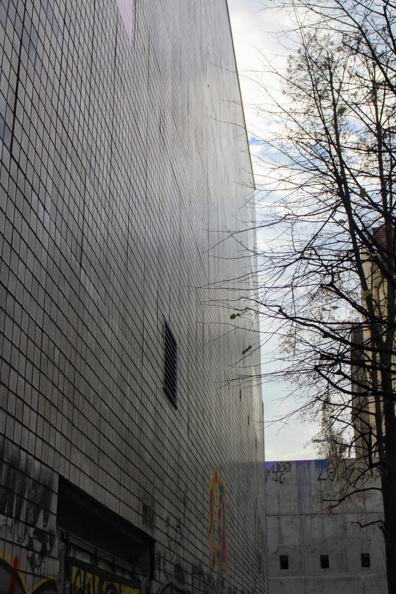 Archillect ID 373636