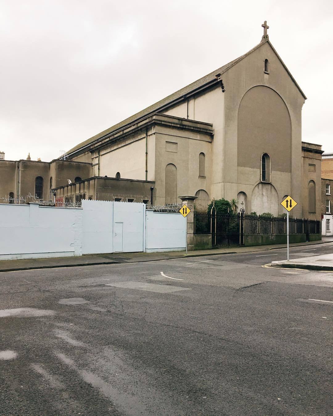 Archillect ID 373681