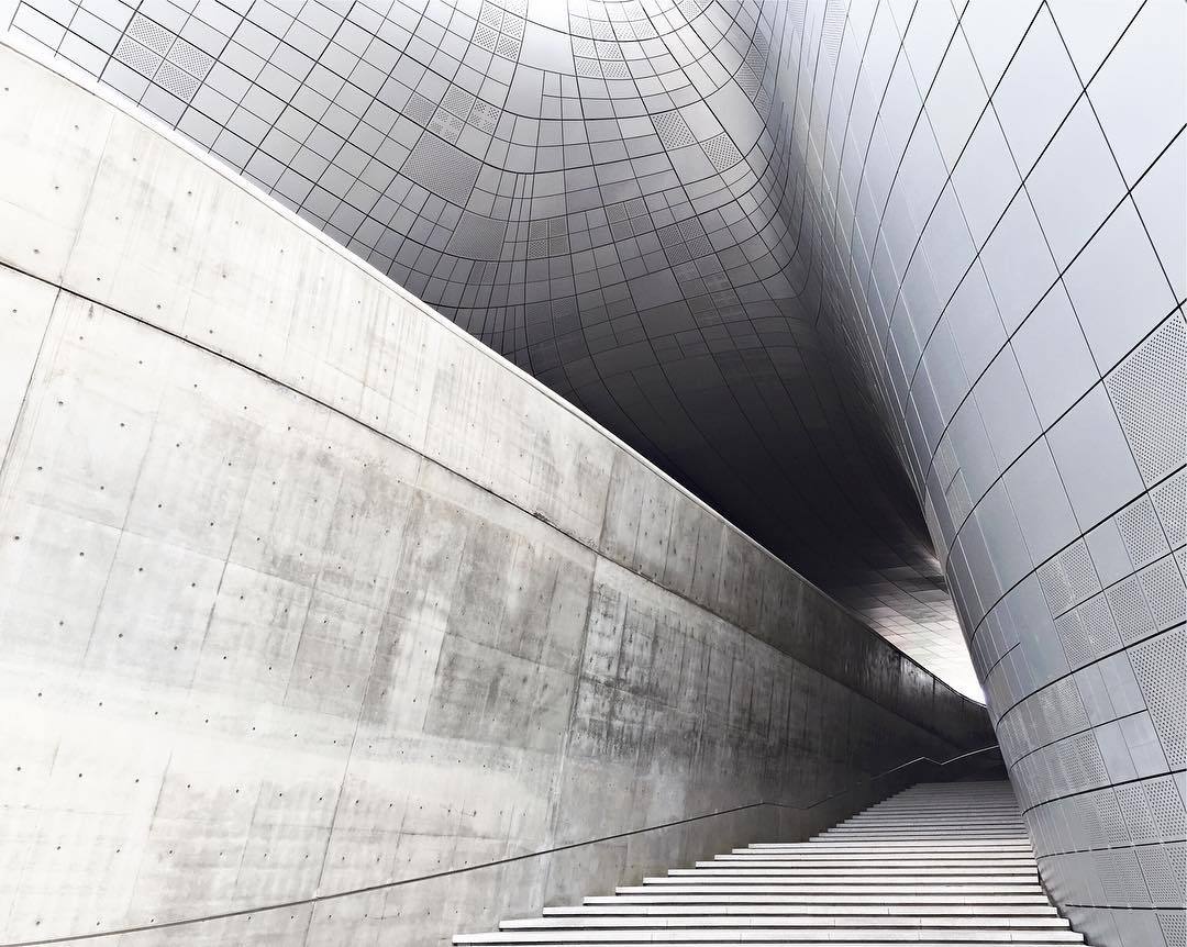 Archillect ID 373705