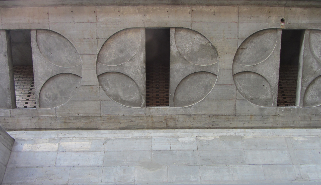 Archillect ID 373725