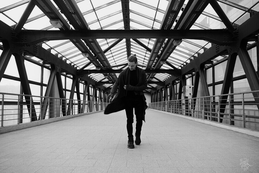 Archillect ID 373752