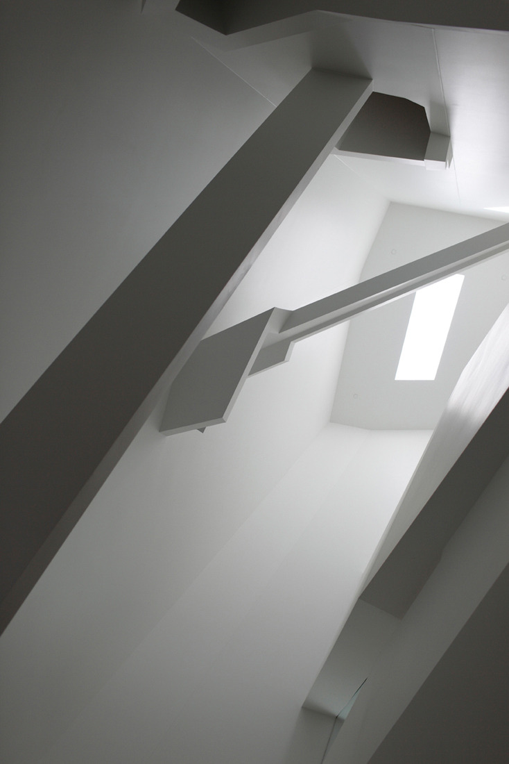 Archillect ID 373853