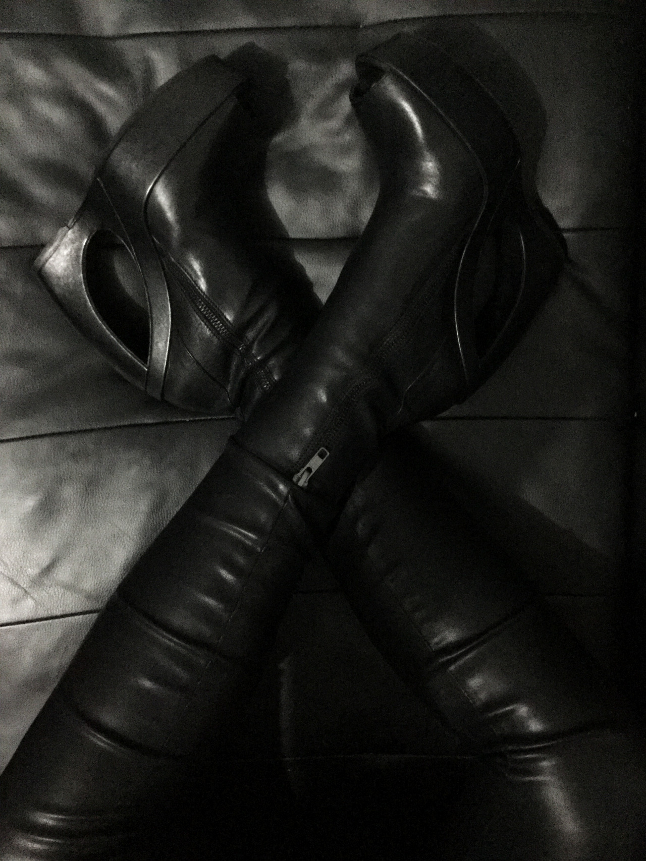 Archillect ID 373884