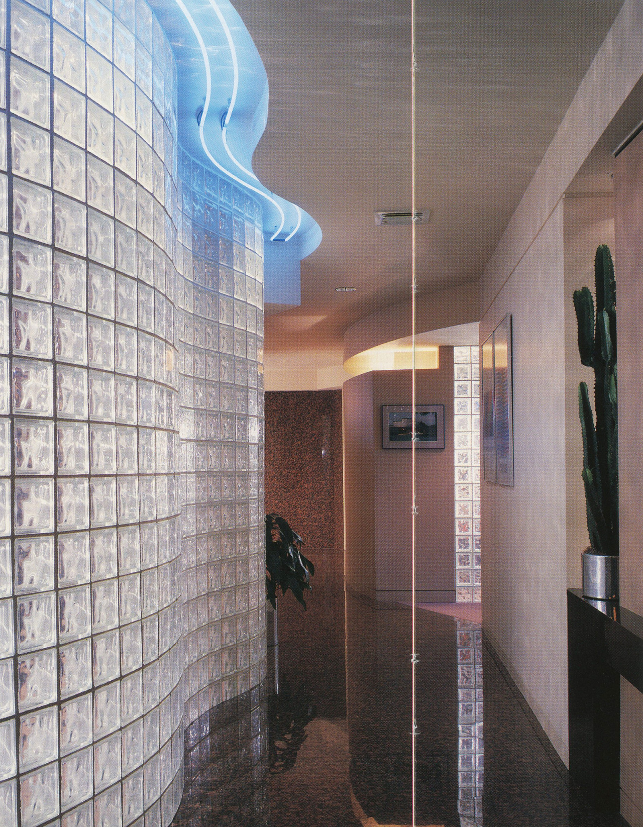 Archillect ID 373906