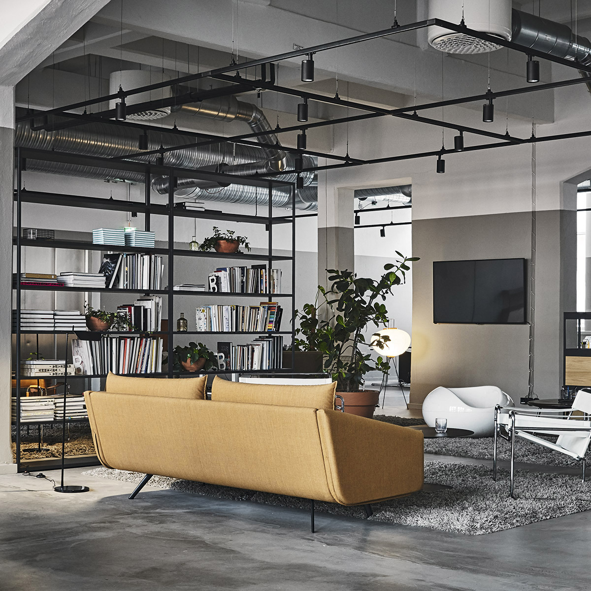 Archillect ID 373912