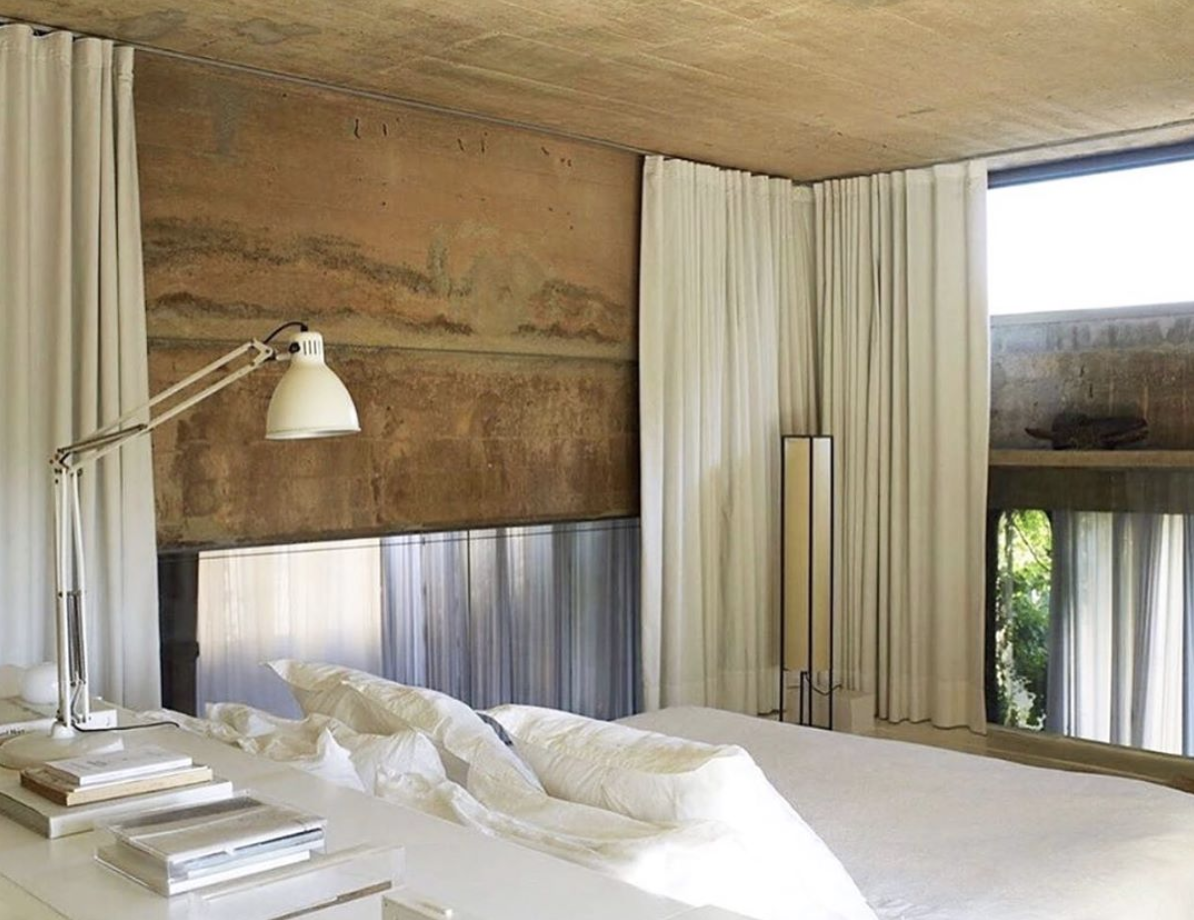 Archillect ID 373943