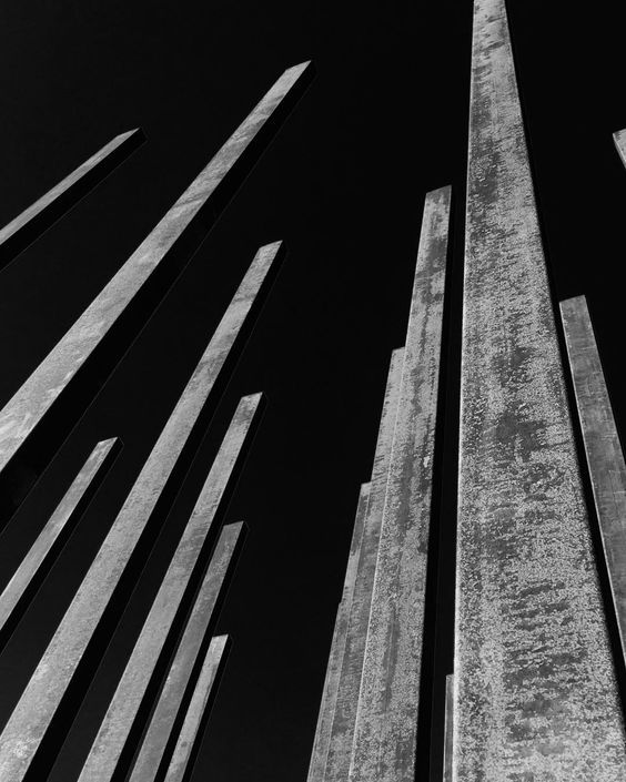 Archillect ID 373995