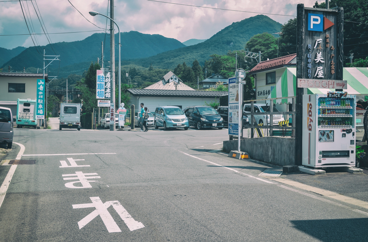 Archillect ID 374065