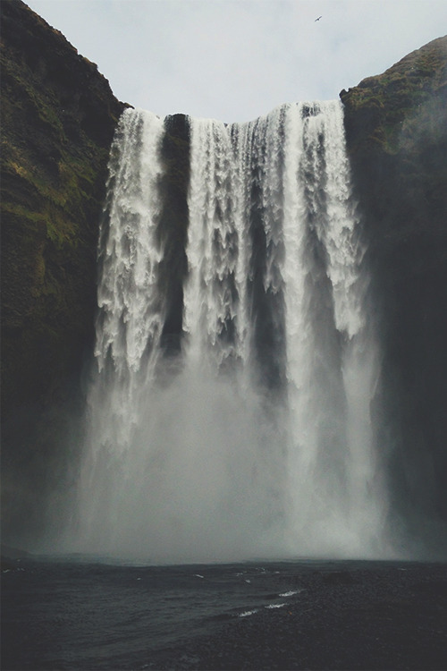 Archillect ID 374142