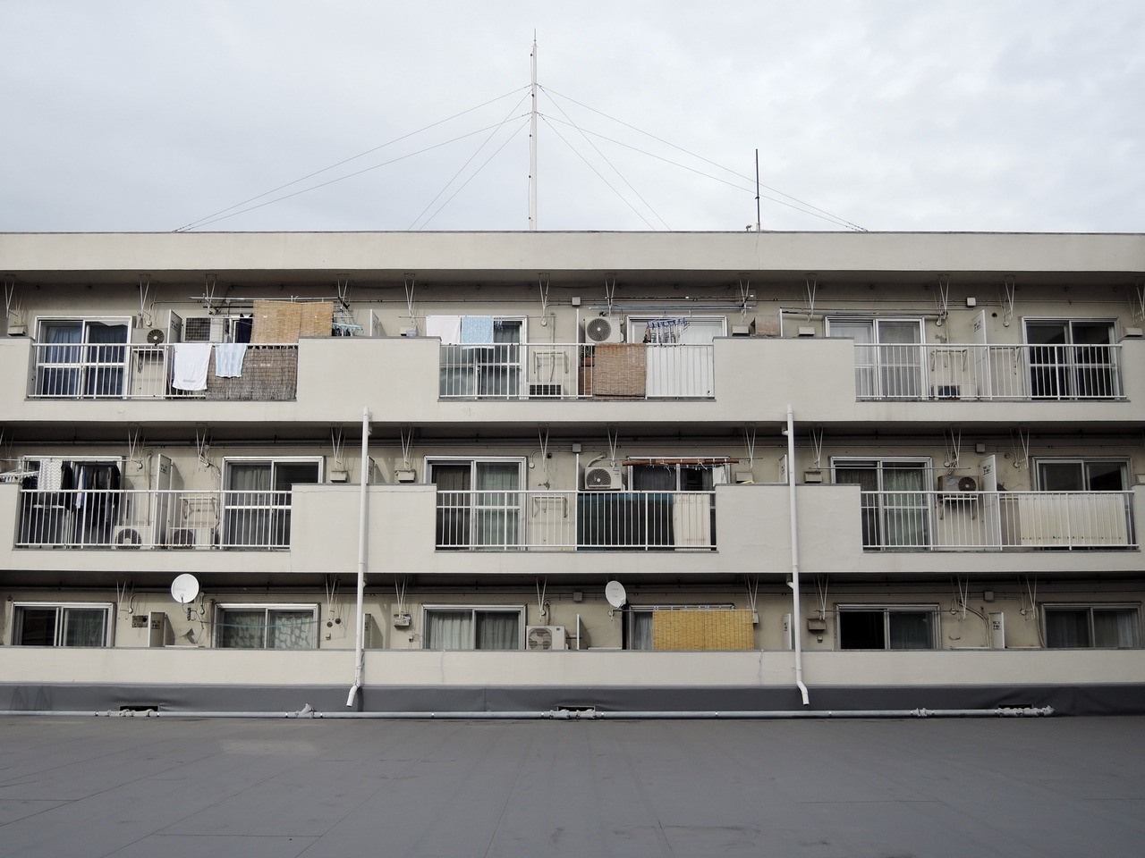 Archillect ID 374148