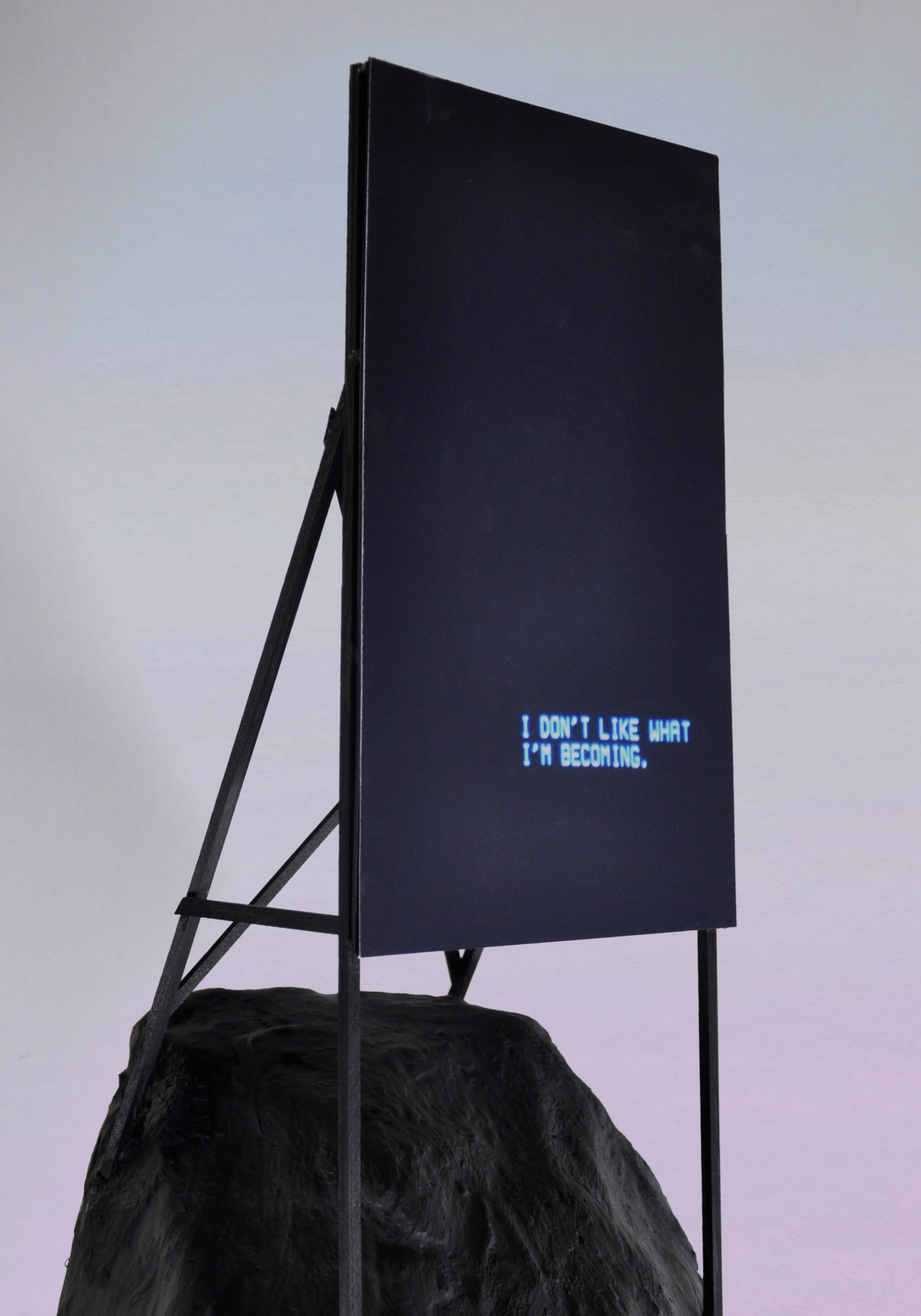 Archillect ID 374287