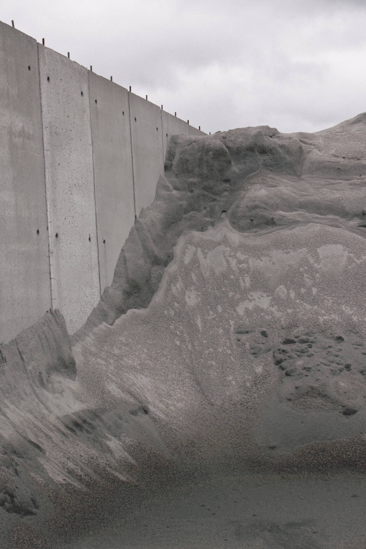 Archillect ID 374430