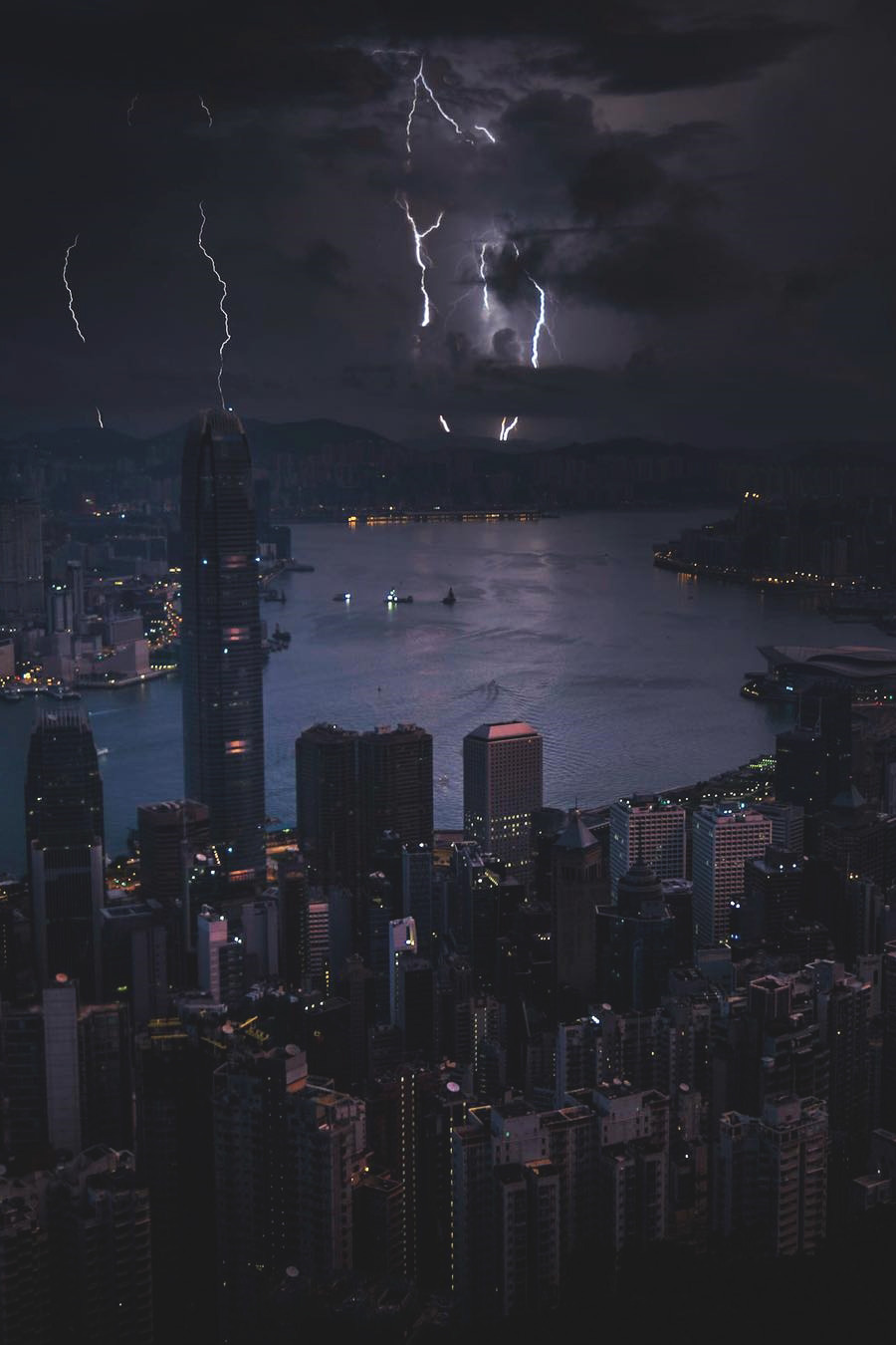 Archillect ID 374437