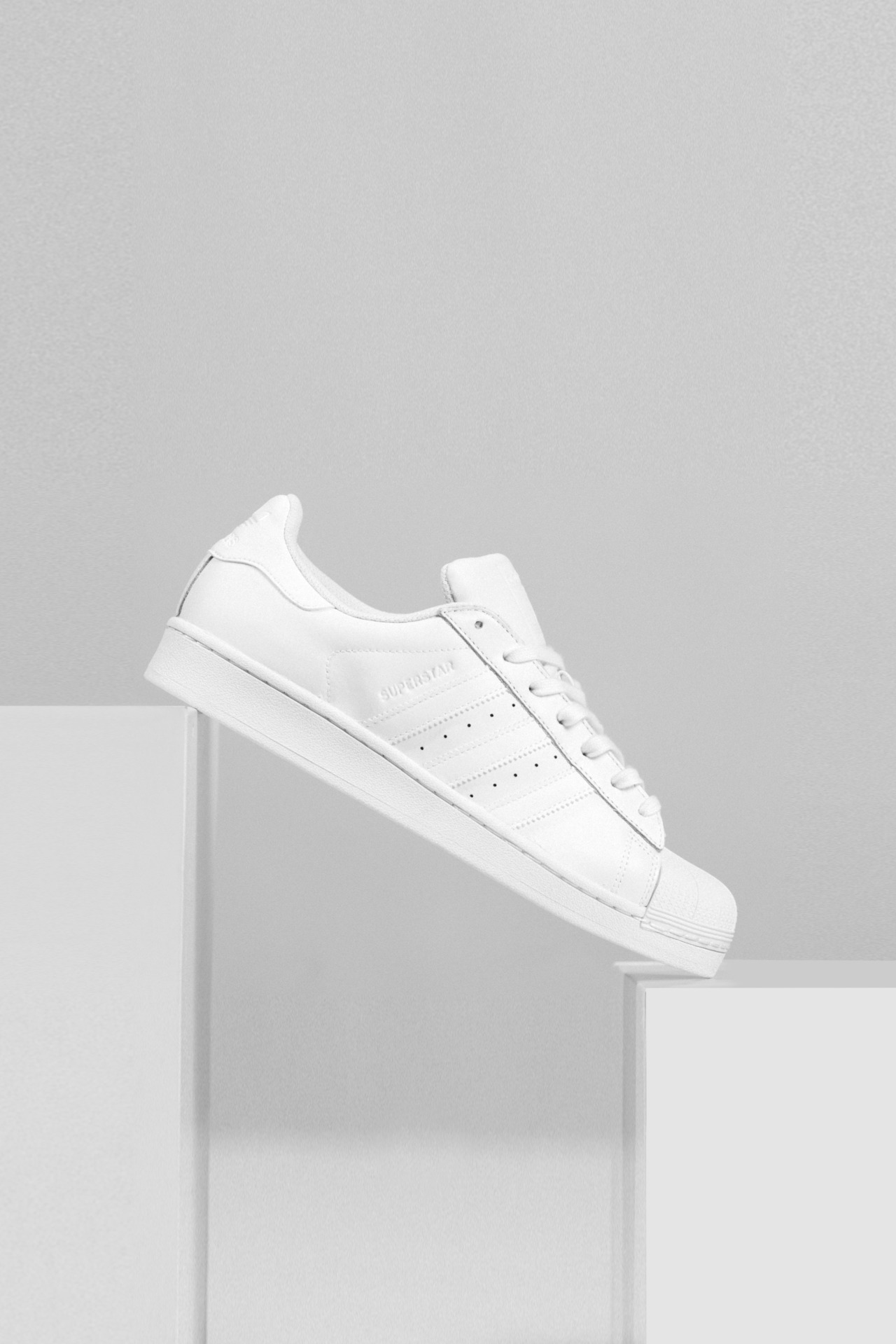 Archillect ID 374448