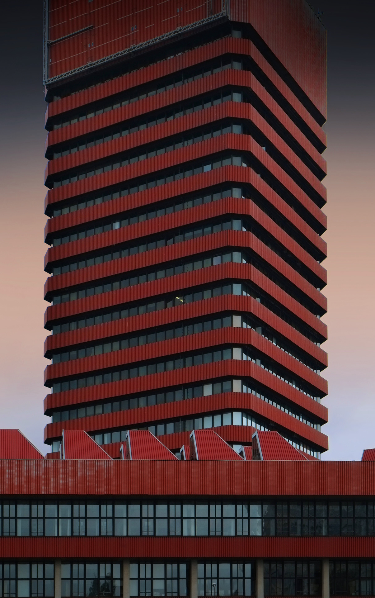 Archillect ID 374602