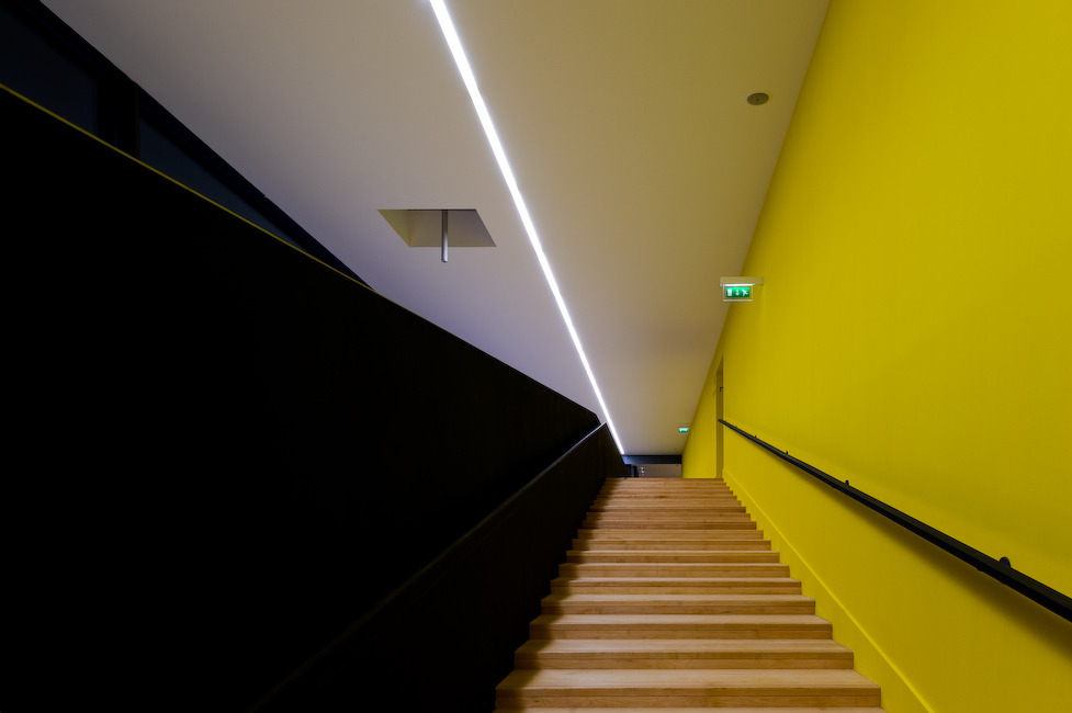 Archillect ID 374694