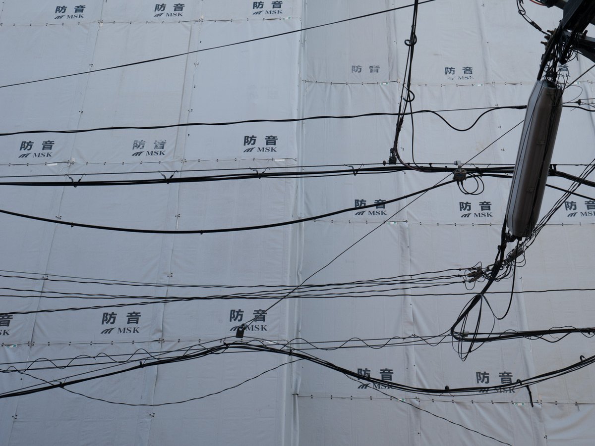 Archillect ID 374838