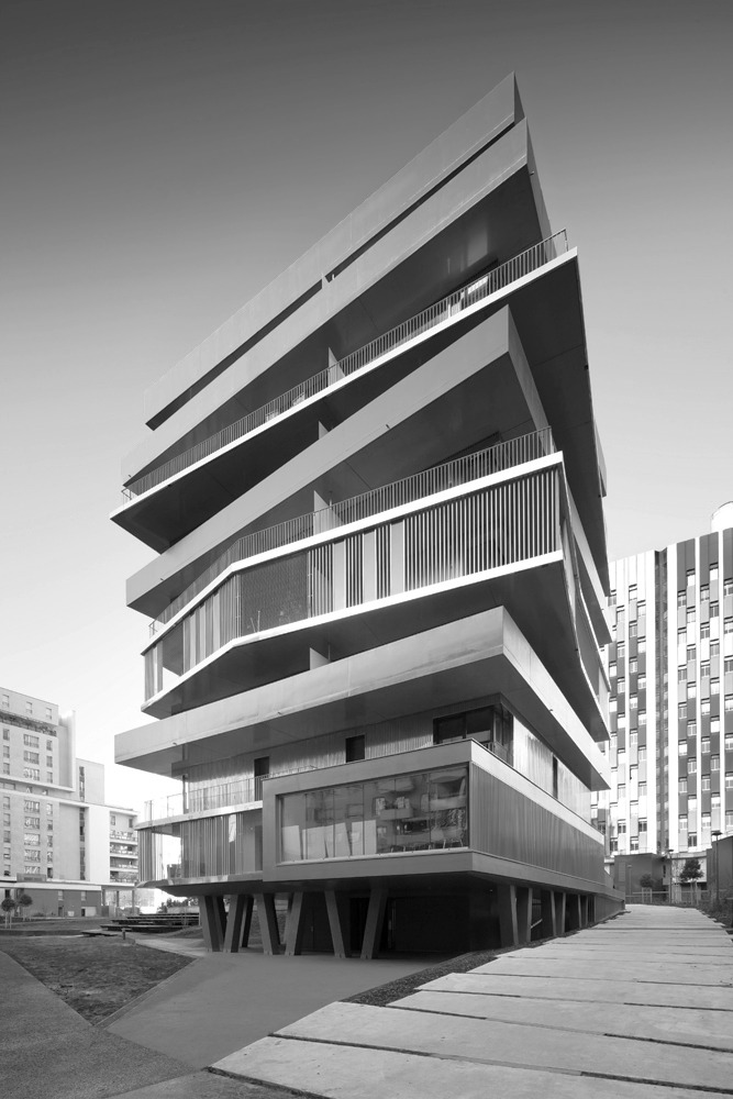 Archillect ID 374850