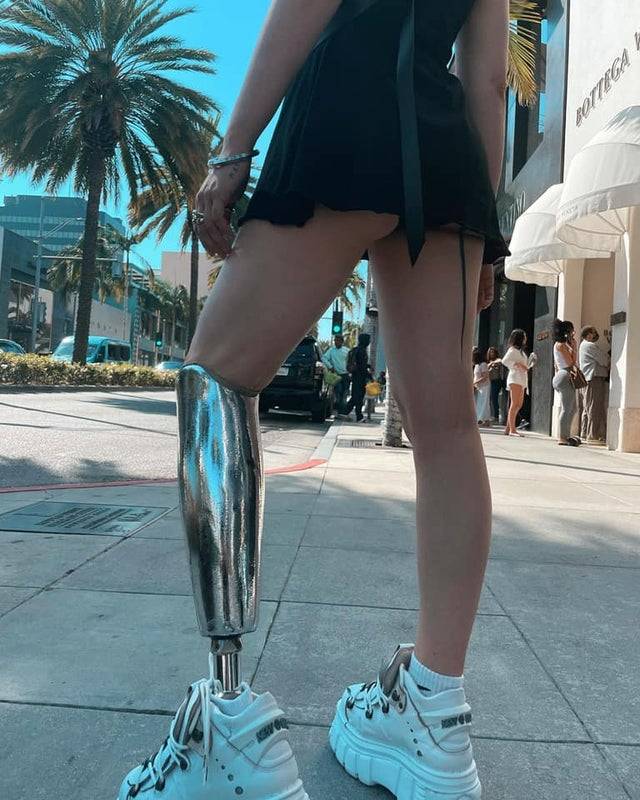 Archillect ID 374852