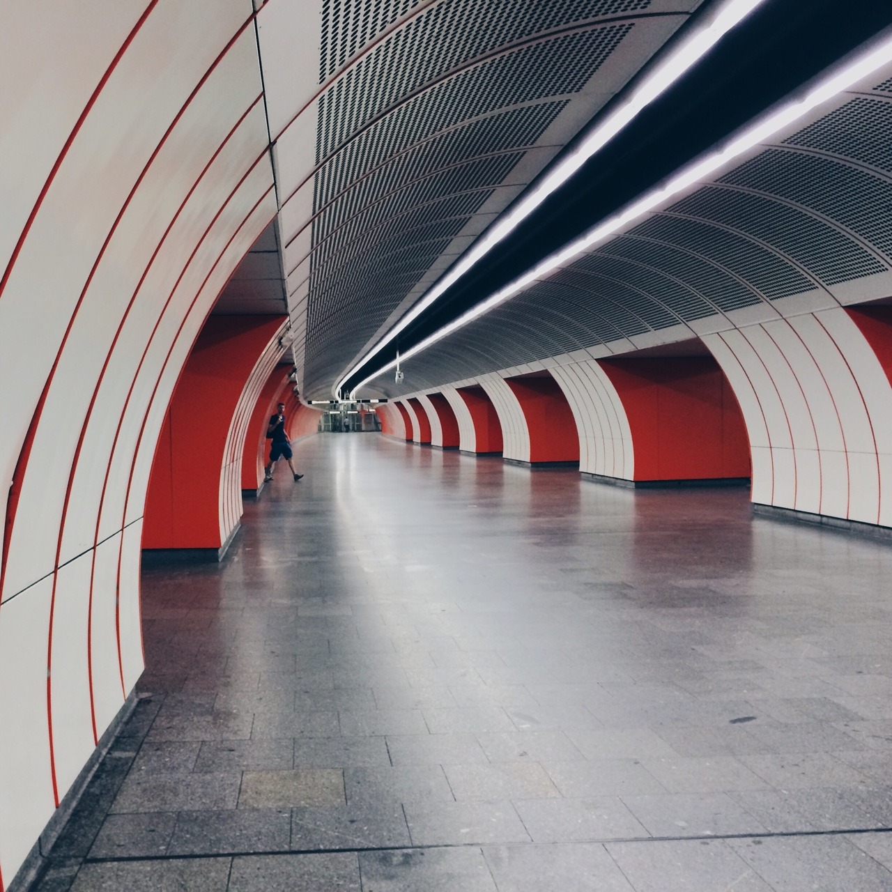 Archillect ID 374884