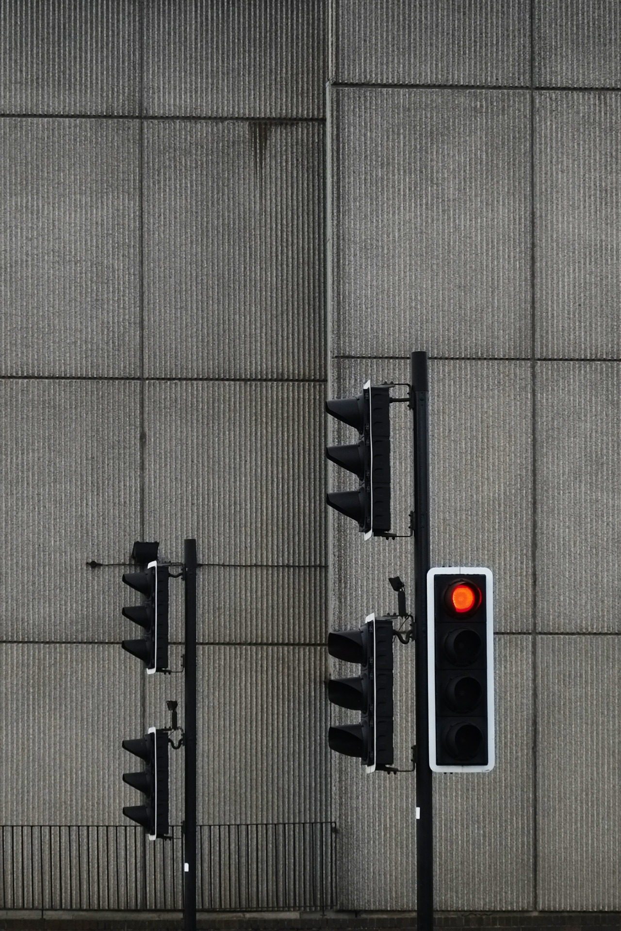 Archillect ID 374970