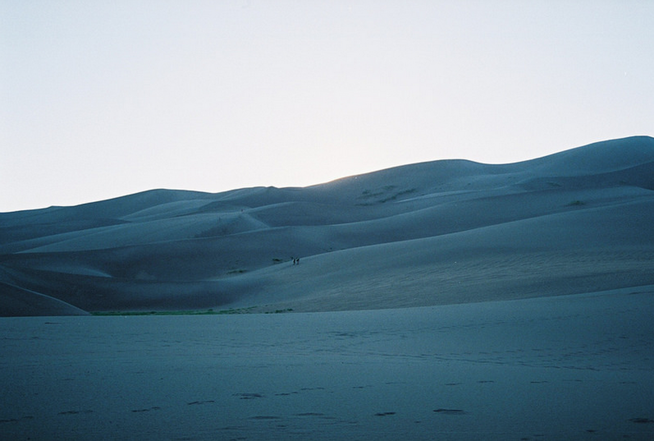 Archillect ID 374980